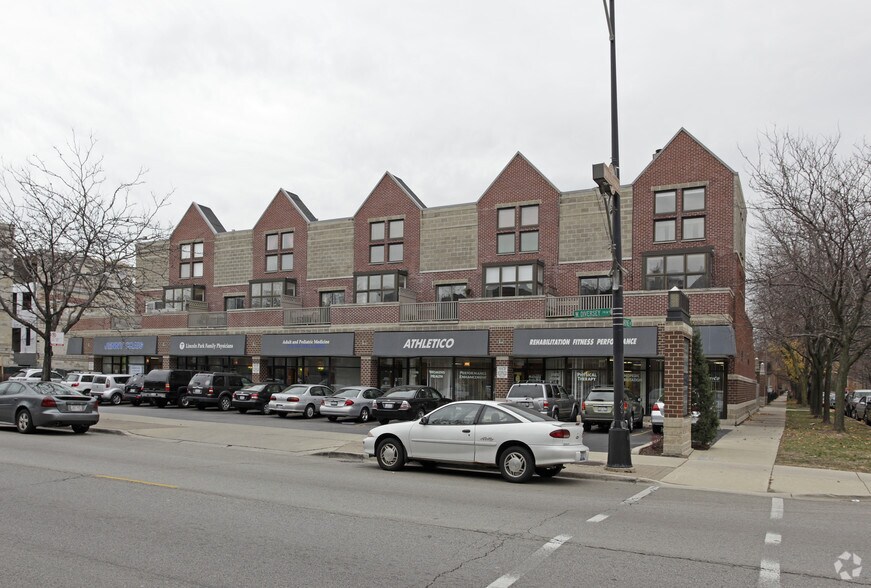More Photos Of 1301 W Diversey Pky, Chicago Unknown For Lease