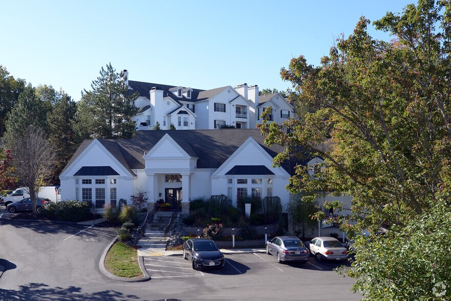 More Photos Of 100 Elena St, Cranston Apartments For Sale