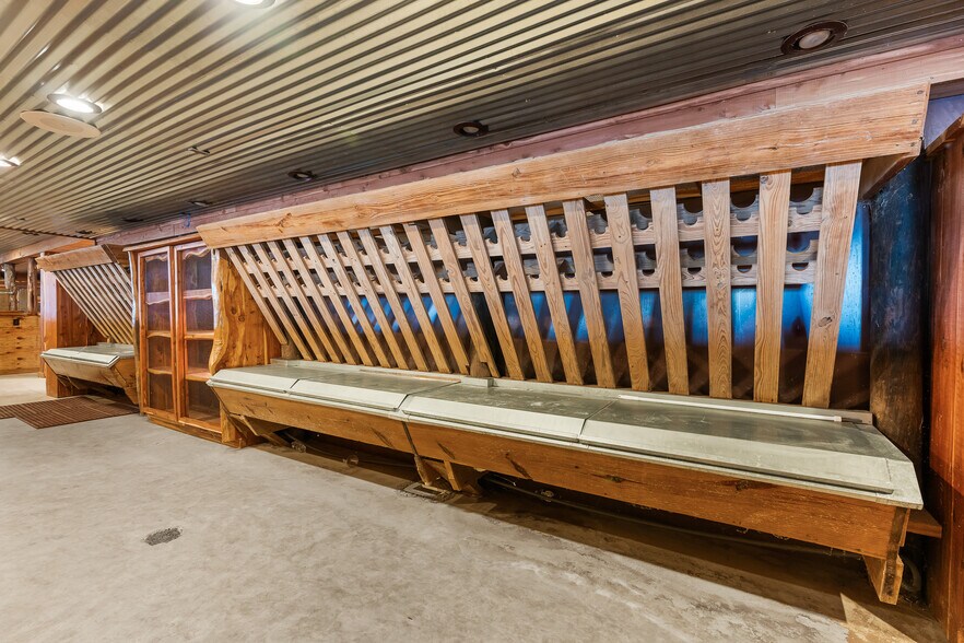 More Photos Of 2692 Highway 105 W, Navasota Specialty For Sale