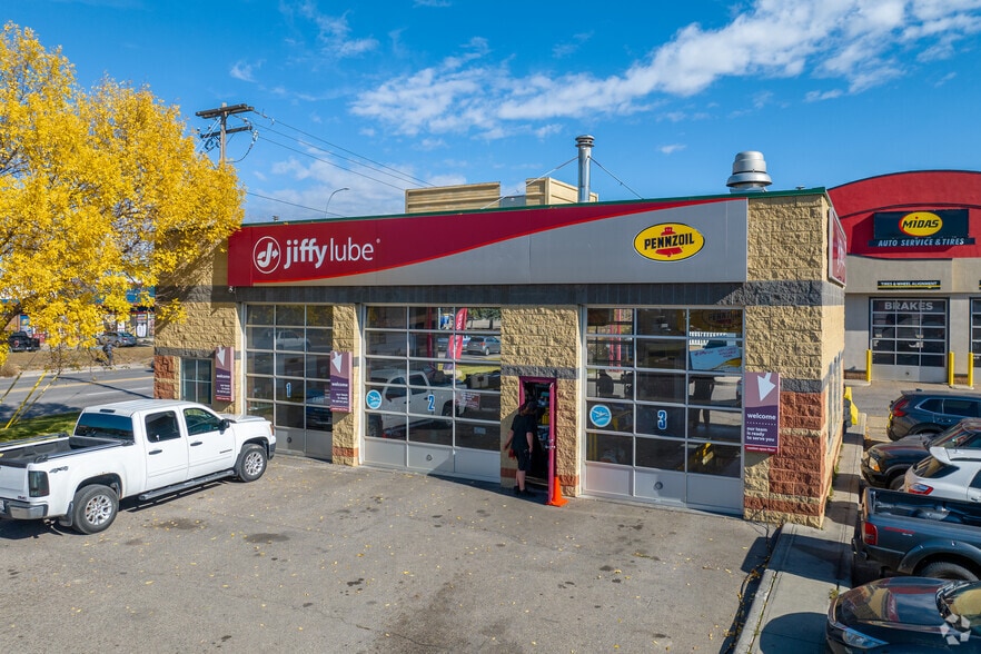 More Photos Of 3619 SE 61st Ave, Calgary Unknown For Lease