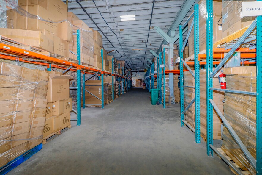 More Photos Of 827 Douglas Ave, Portsmouth Warehouse For Sale