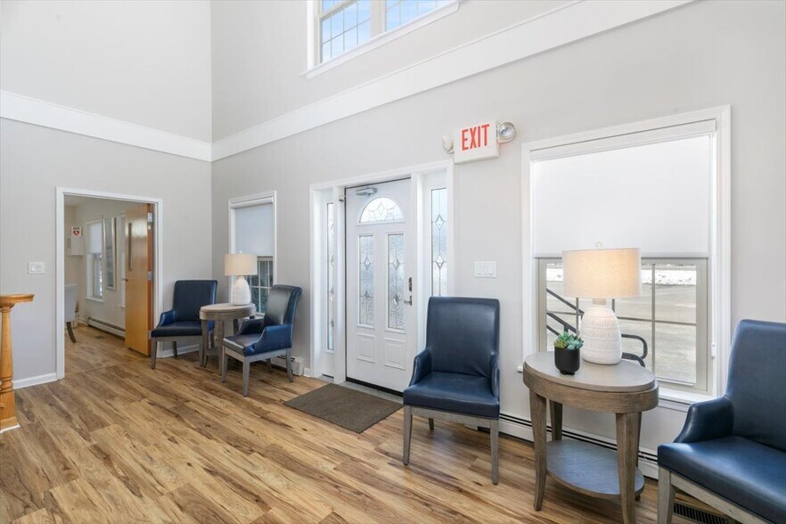 More Photos Of 3201 Lafayette Rd, Portsmouth Office For Sale