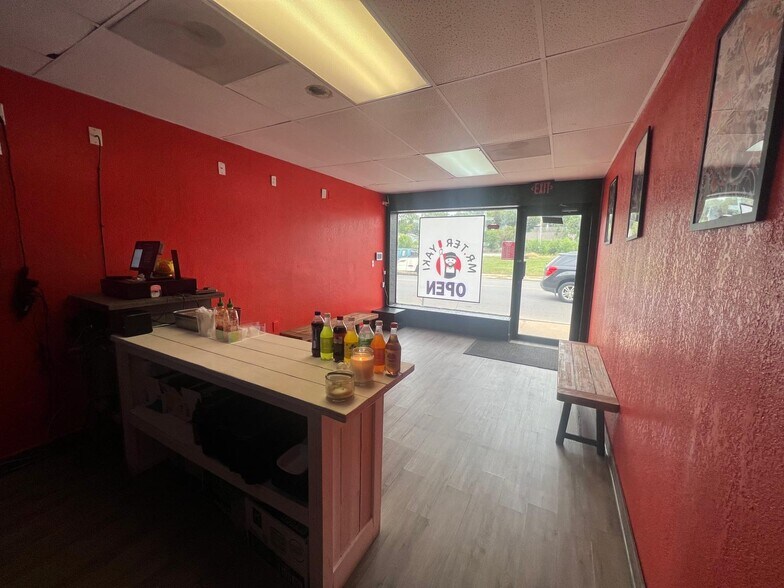 More Photos Of 3124 Strong Ave, Kansas City Restaurant For Sale