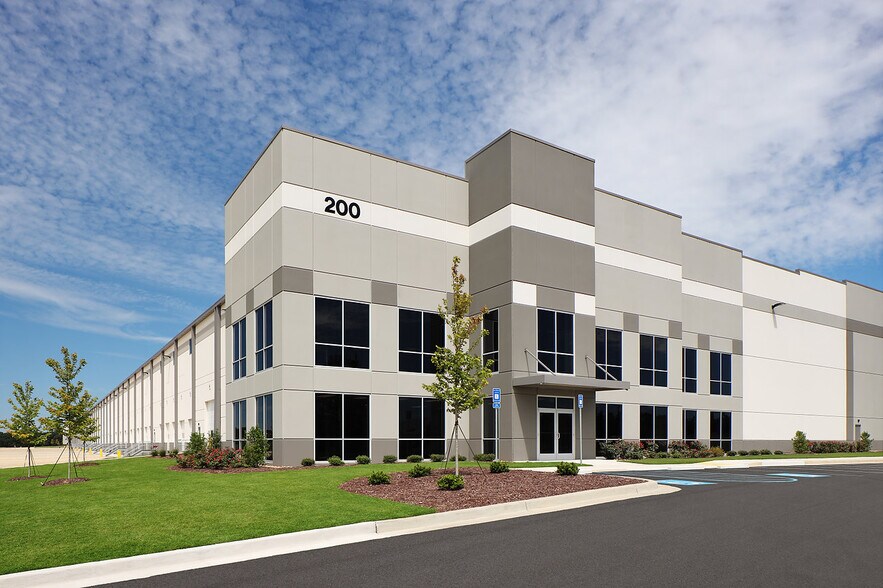 More Photos Of 200 International Pky, Adairsville Distribution For Lease