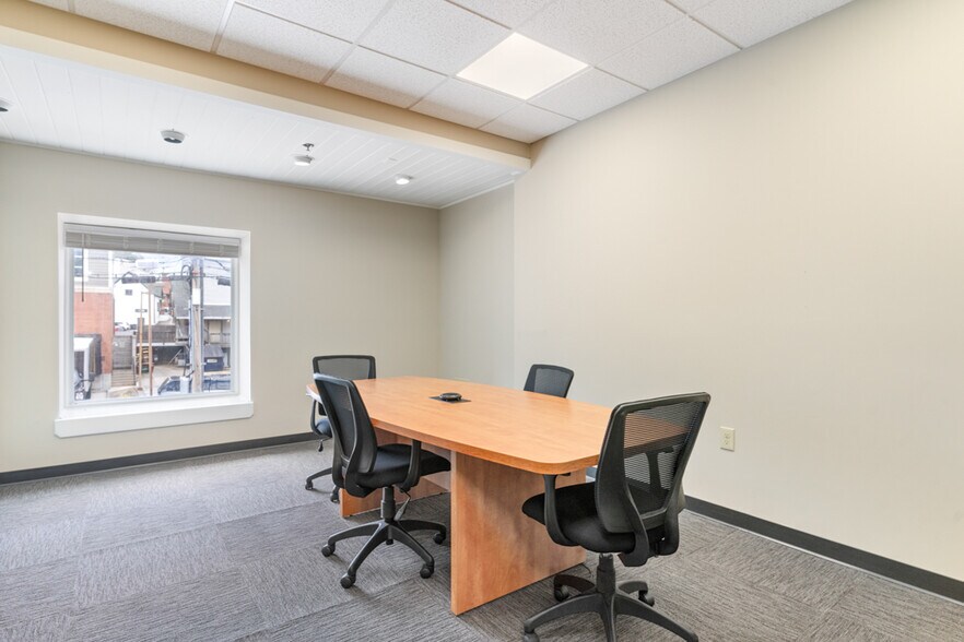 More Photos Of 5 Depot St, Freeport Storefront Retail Office For Sale
