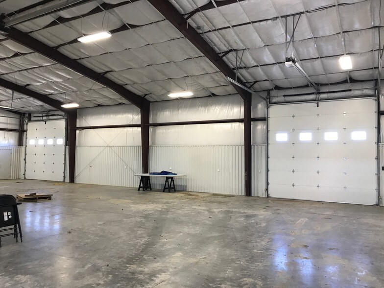 More Photos Of 7007 Cowboy Way, Billings Warehouse For Lease
