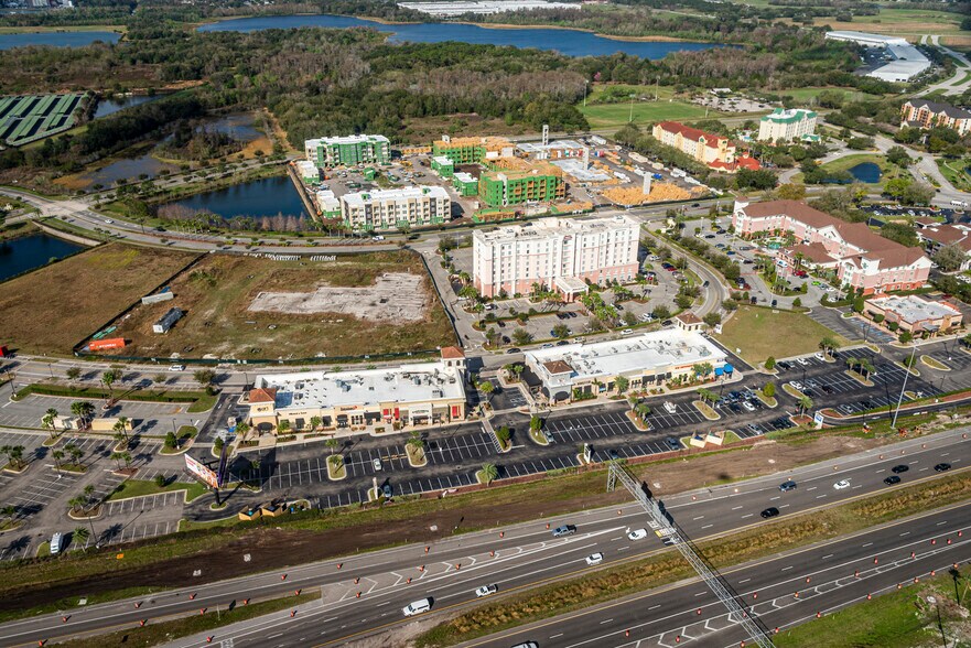 More Photos Of 5463 Gateway Village Cir, Orlando Unknown For Lease