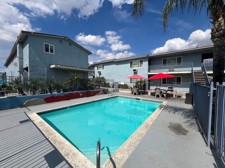 More Photos Of 1525 E Lynwood Dr, San Bernardino Apartments For Sale