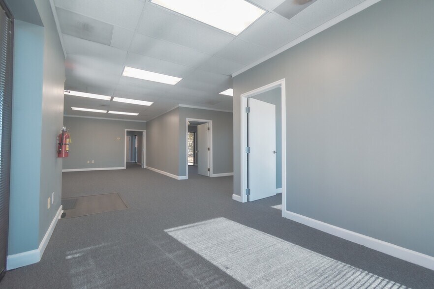 More Photos Of 205 W Pike St, Lawrenceville Office For Lease