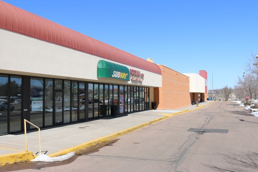 More Photos Of 1530-1750 S Circle Dr, Colorado Springs Unknown For Lease