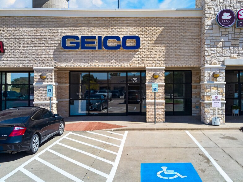 More Photos Of 2455 Ridge Rd, Rockwall General Retail For Lease