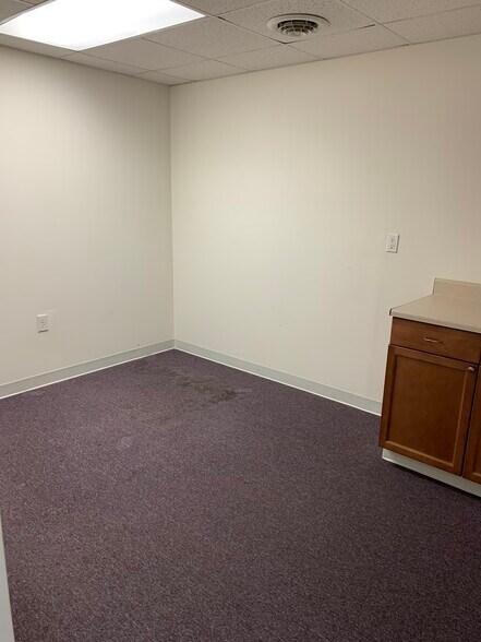 More Photos Of 5430 Campbell Blvd, White Marsh Medical For Lease