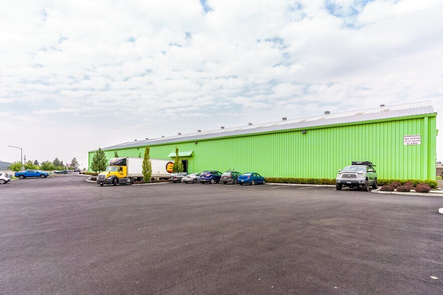 More Photos Of 5575 W Riverbend Ave, Post Falls Warehouse For Lease