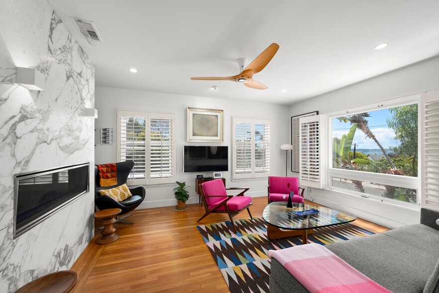 More Photos Of 112-20 E Redwood St, San Diego Apartments For Sale