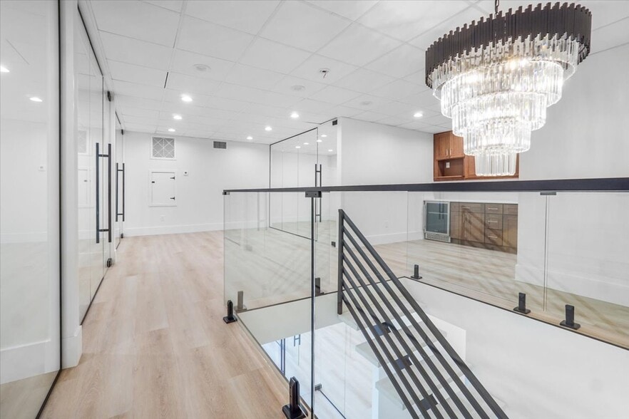 More Photos Of 1240 N Jefferson St, Anaheim Warehouse For Sale