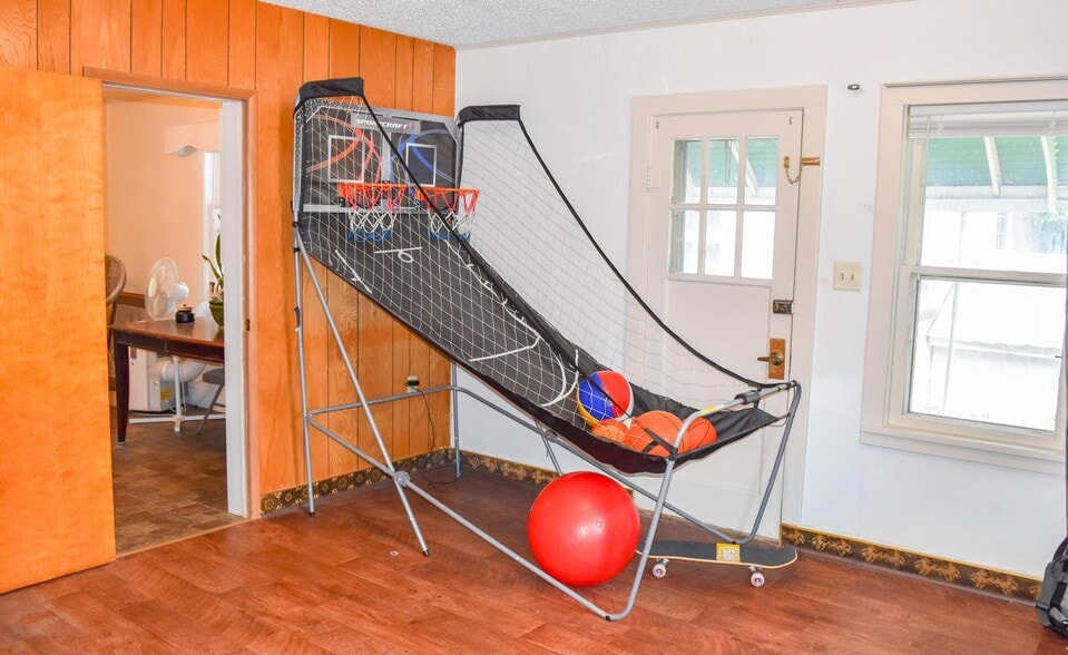 More Photos Of 414 Buchanan St SW, Ronan Apartments For Sale