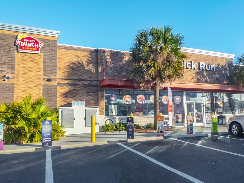 More Photos Of 4985 Old Winter Garden, Orlando Service Station For Sale