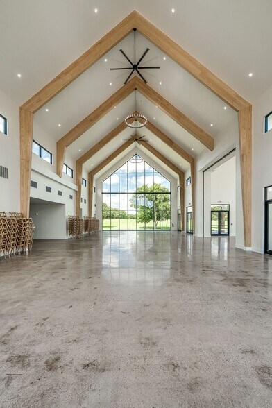 More Photos Of 20480 NE 164th St, Luther Lodge Meeting Hall For Sale