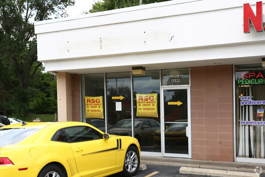 More Photos Of 6841-6849 Olive Blvd, University City Unknown For Lease