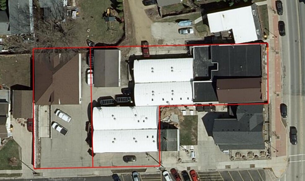 More Photos Of 219 S Main St, Cottage Grove Office For Sale