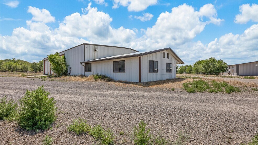 More Photos Of 1760 Gunnison Ave, Delta Warehouse For Sale