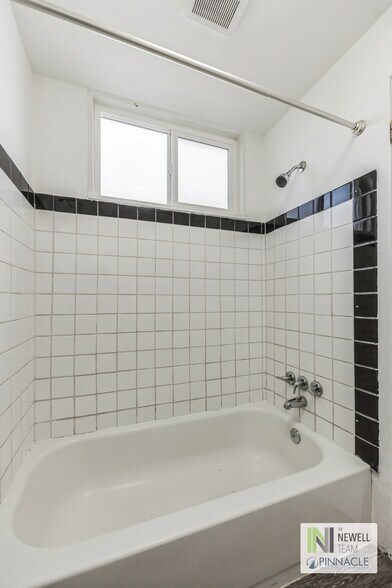 More Photos Of 2551 W Caithness Pl, Denver Apartments For Sale