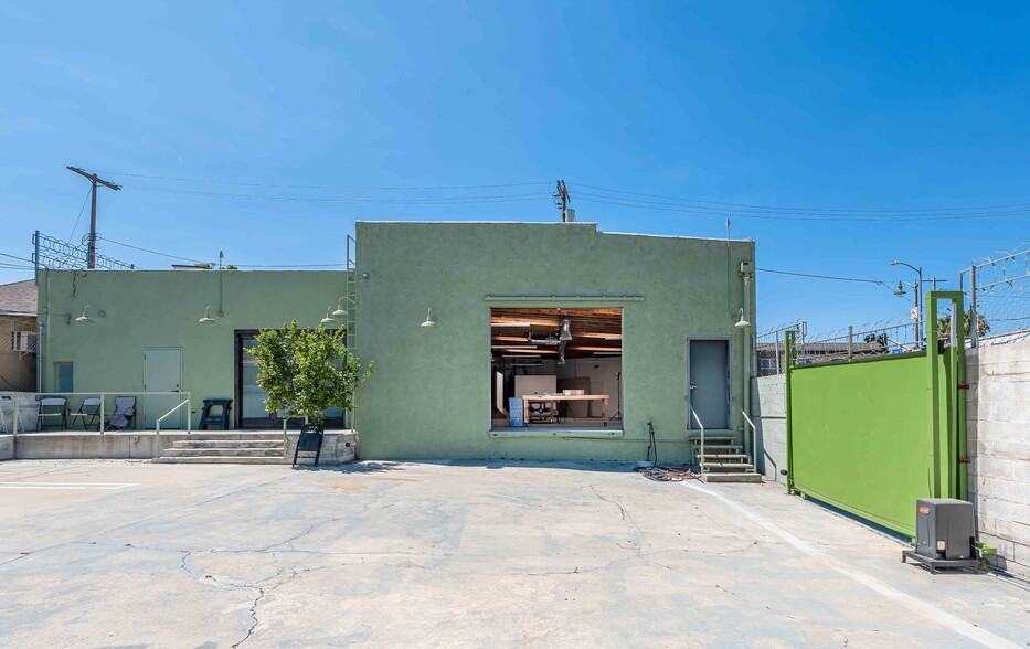 More Photos Of 1605 E 1st St, Los Angeles Loft Creative Space For Sale