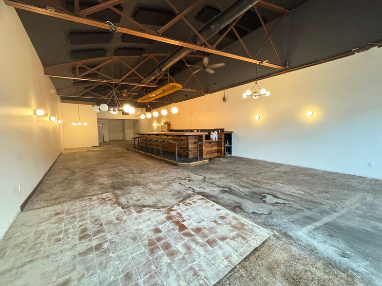 More Photos Of 403-407 Gallatin Ave, Nashville Restaurant For Lease