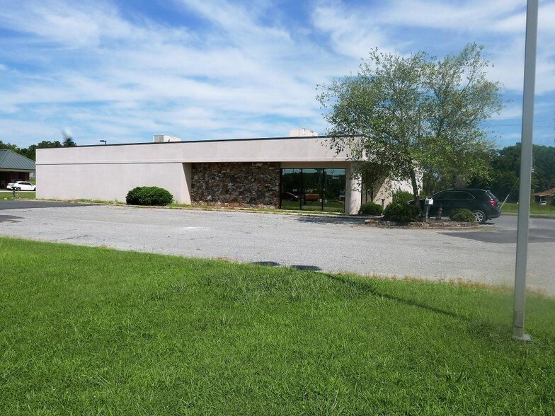 More Photos Of 2265 Nc Highway 24 27 E, Biscoe Storefront For Sale