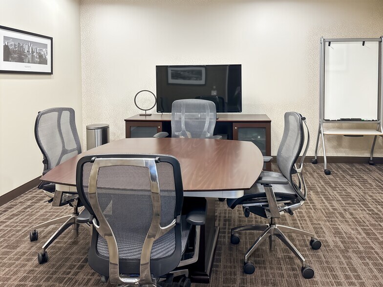 More Photos Of 1000 Parkwood Cir SE, Atlanta Coworking Space