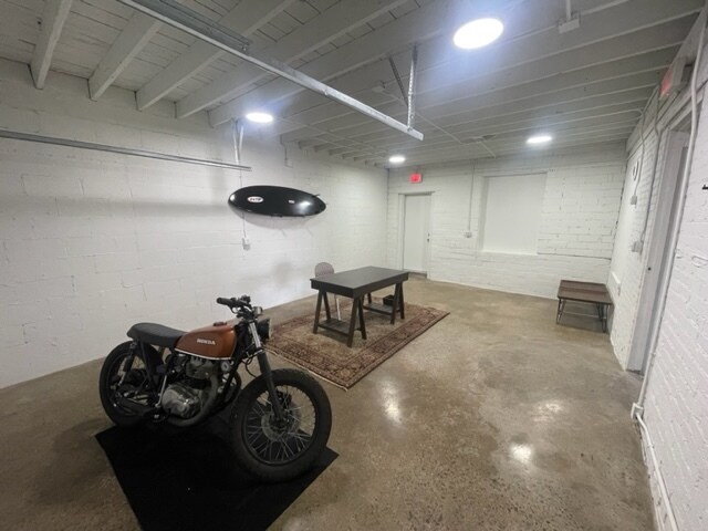 More Photos Of 2432-2434 E 15th St, Tulsa General Retail For Lease