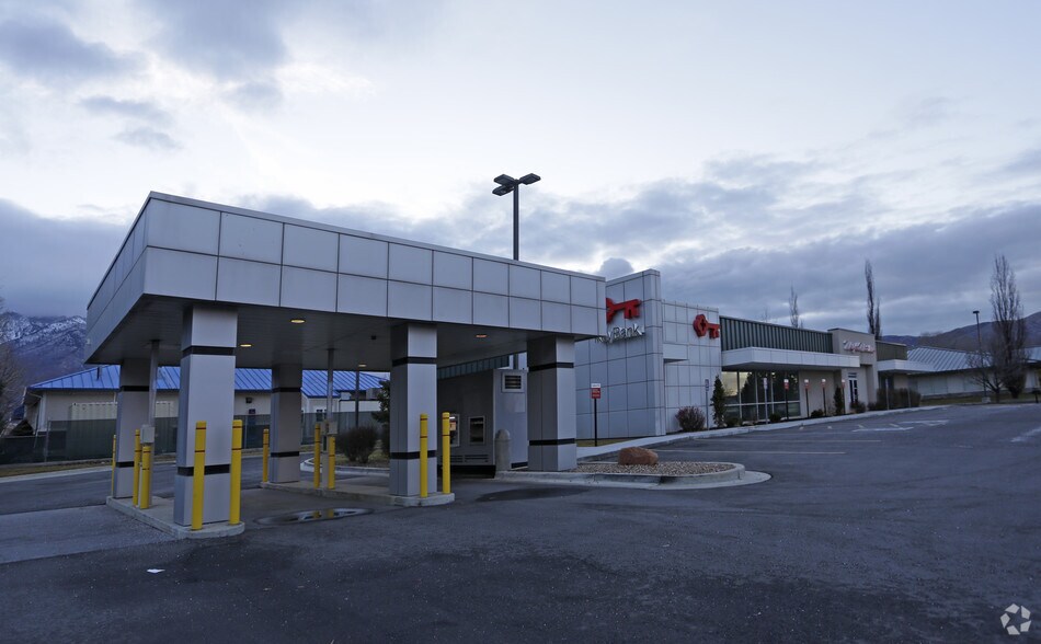 More Photos Of 348 E 12300 S, Draper Freestanding For Lease