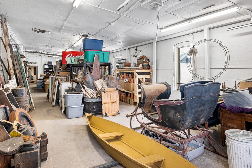 More Photos Of 219 Jefferson St, Waupaca Storefront Retail Office For Sale