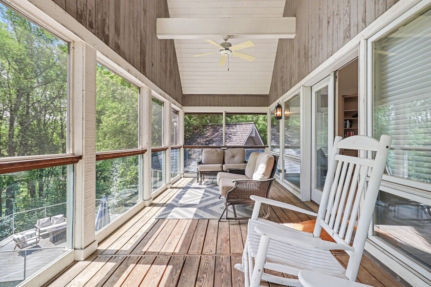 More Photos Of 390 Saddleback Knl, Nellysford Specialty For Sale