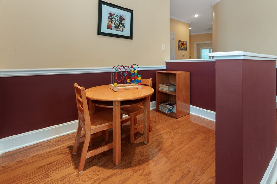 More Photos Of 815 John Harper Rd, Shepherdsville Office For Sale