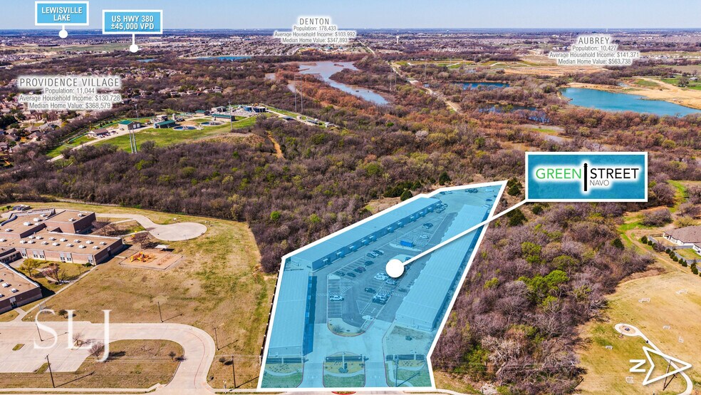 More Photos Of 1518 Navo Rd, Aubrey Showroom For Sale