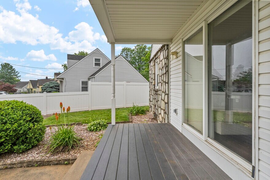 More Photos Of , Ewing Unknown For Sale