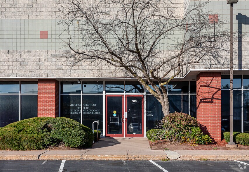 Primary Photo Of 40 Weston St, Hartford Unknown For Lease