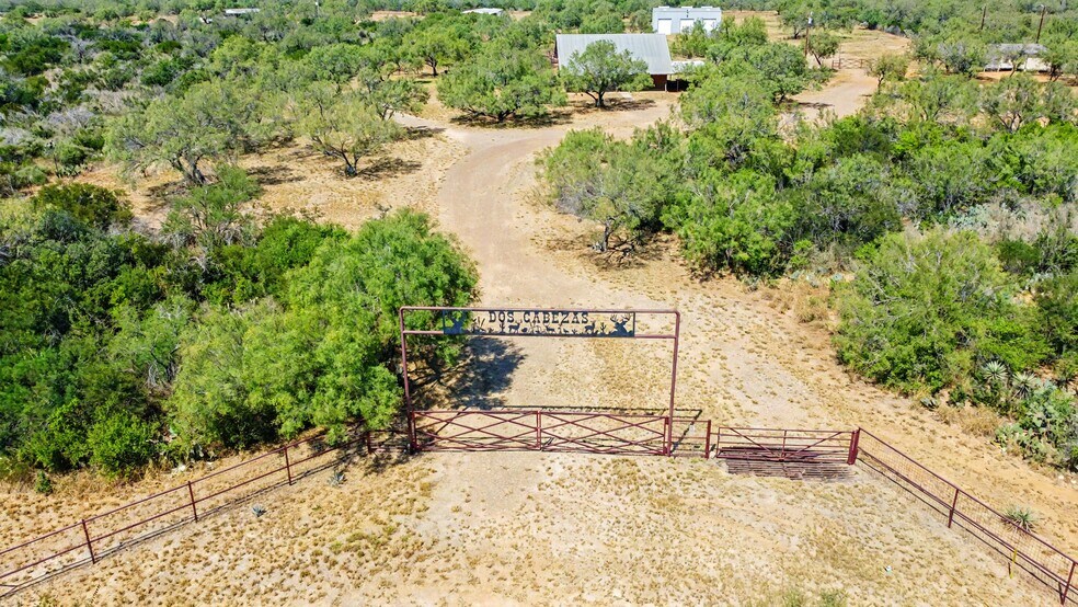 More Photos Of 20757 US Highway 83 N, Laredo Land For Sale