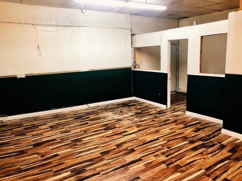 More Photos Of 2939 Whittier Blvd, Los Angeles Apartments For Lease