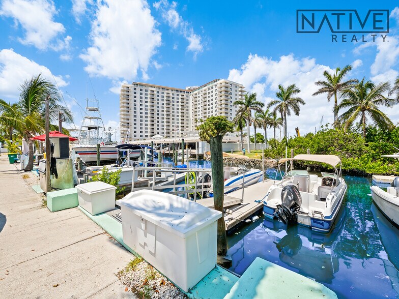 More Photos Of 301 Seabreeze Blvd, Fort Lauderdale Marina For Sale