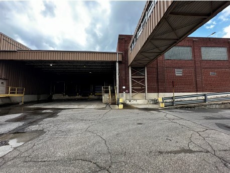 More Photos Of 1611 James P Cole Blvd, Flint Manufacturing For Lease