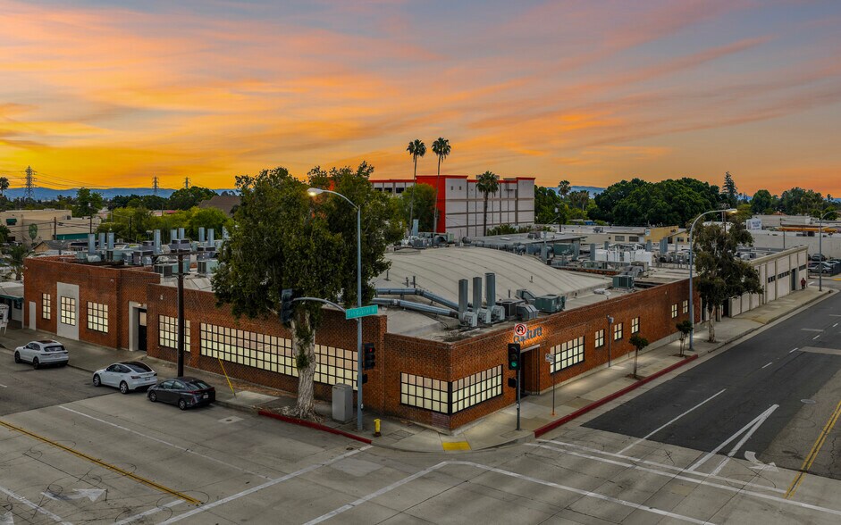 More Photos Of , Pasadena Unknown For Sale