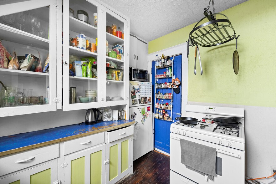 More Photos Of 212-220 Grant St, Buffalo Apartments For Lease