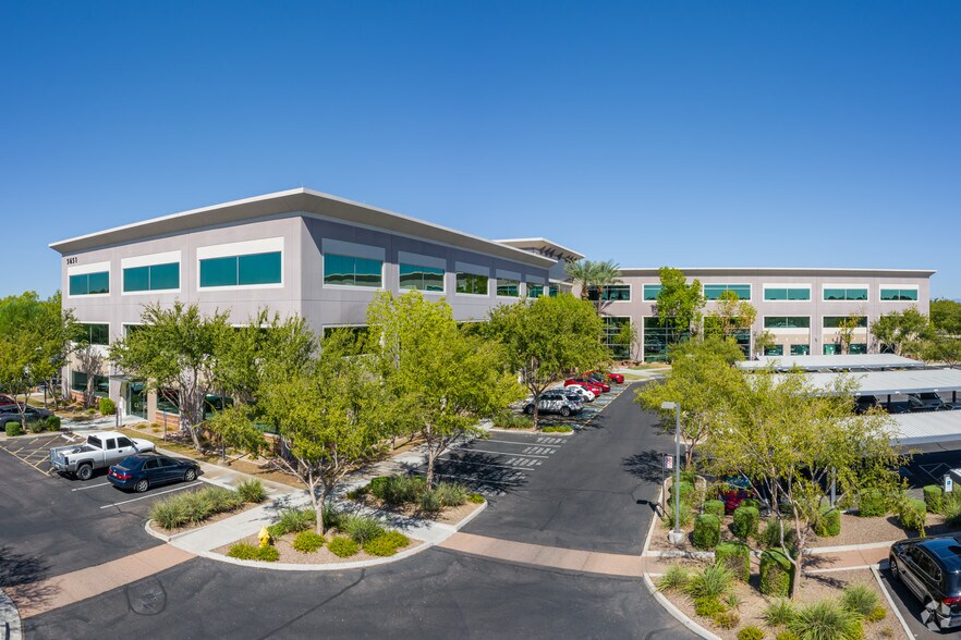 More Photos Of 5651 W Talavi Blvd, Glendale Office For Lease