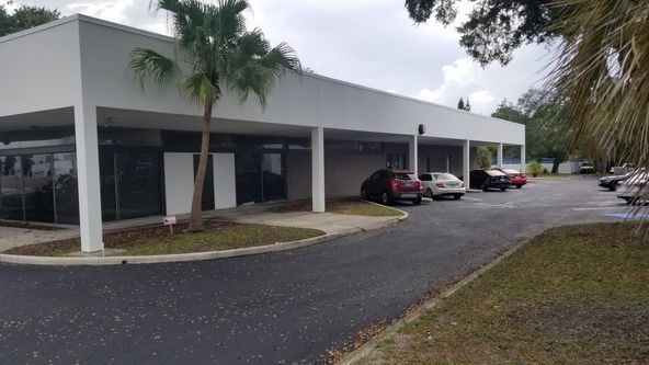 More Photos Of 9502 N Florida Ave, Tampa Auto Dealership For Sale