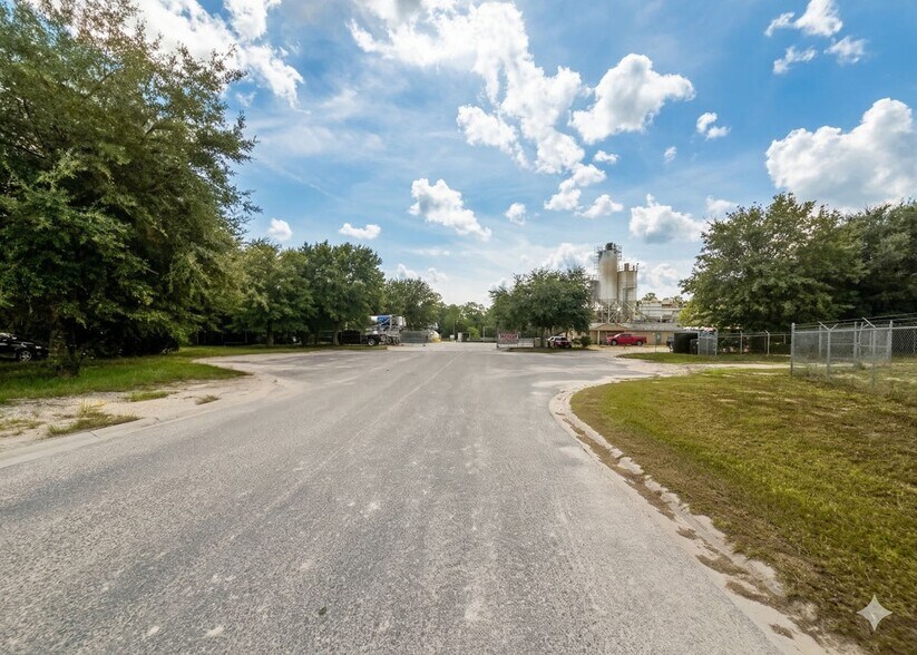 More Photos Of Industrial Park Rd, Green Cove Springs Land For Lease