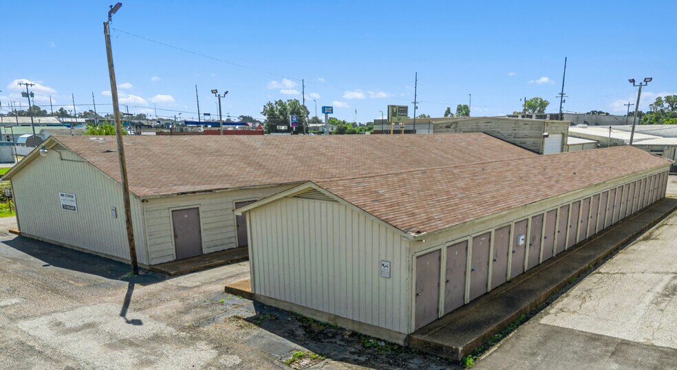More Photos Of 206 E Reelfoot Ave, Union City General Retail For Sale
