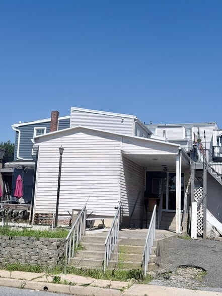 More Photos Of 40 High St, Mount Holly Office Residential For Sale
