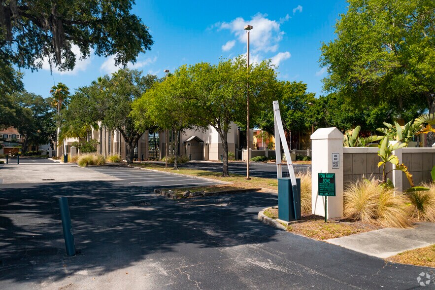 More Photos Of 3709 W Jetton Ave, Tampa Office For Lease